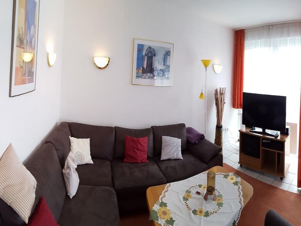 Ferienwohnung Kapitein Hooksiel Exterior photo